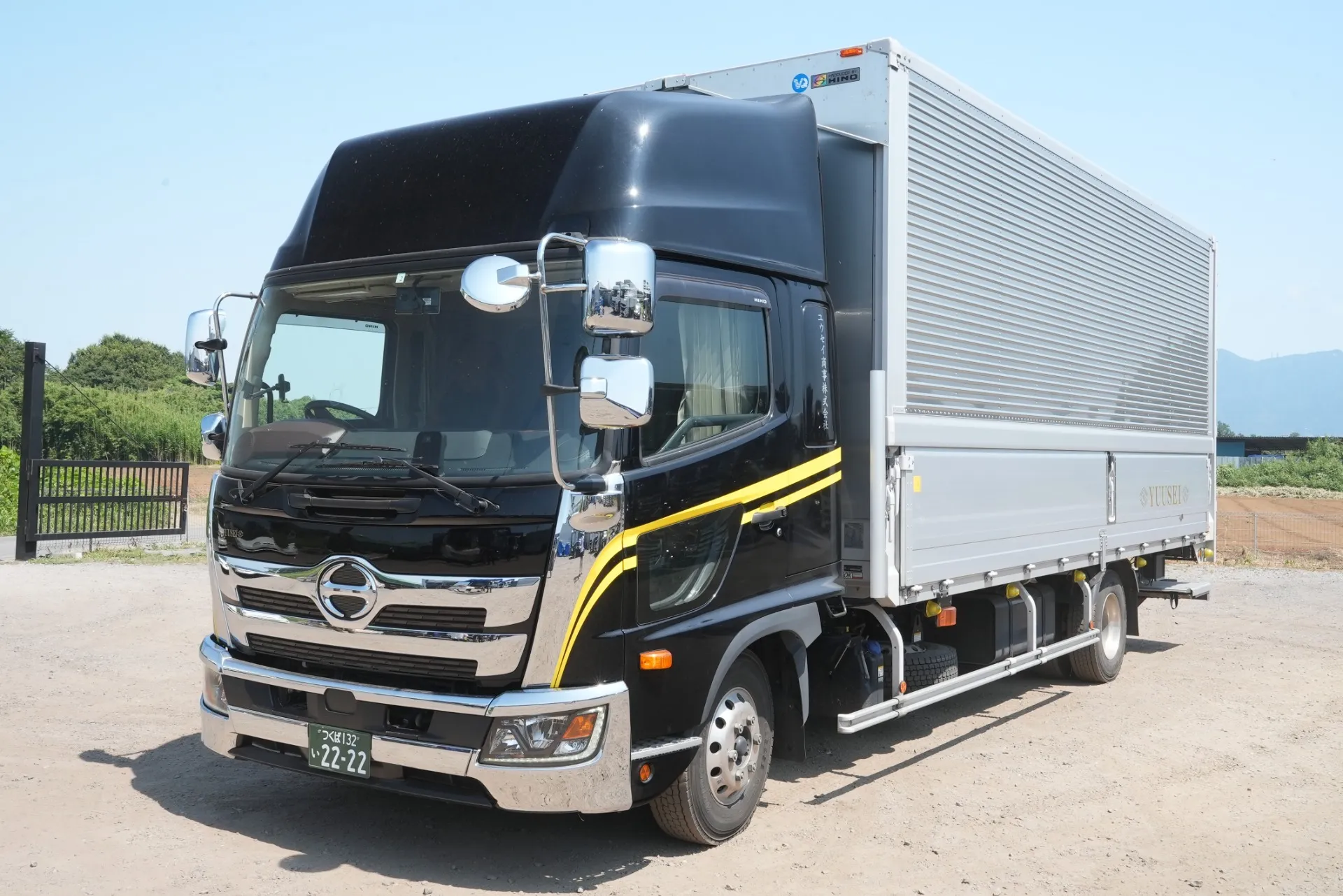 日野レンジャー4tウィング 格納PG