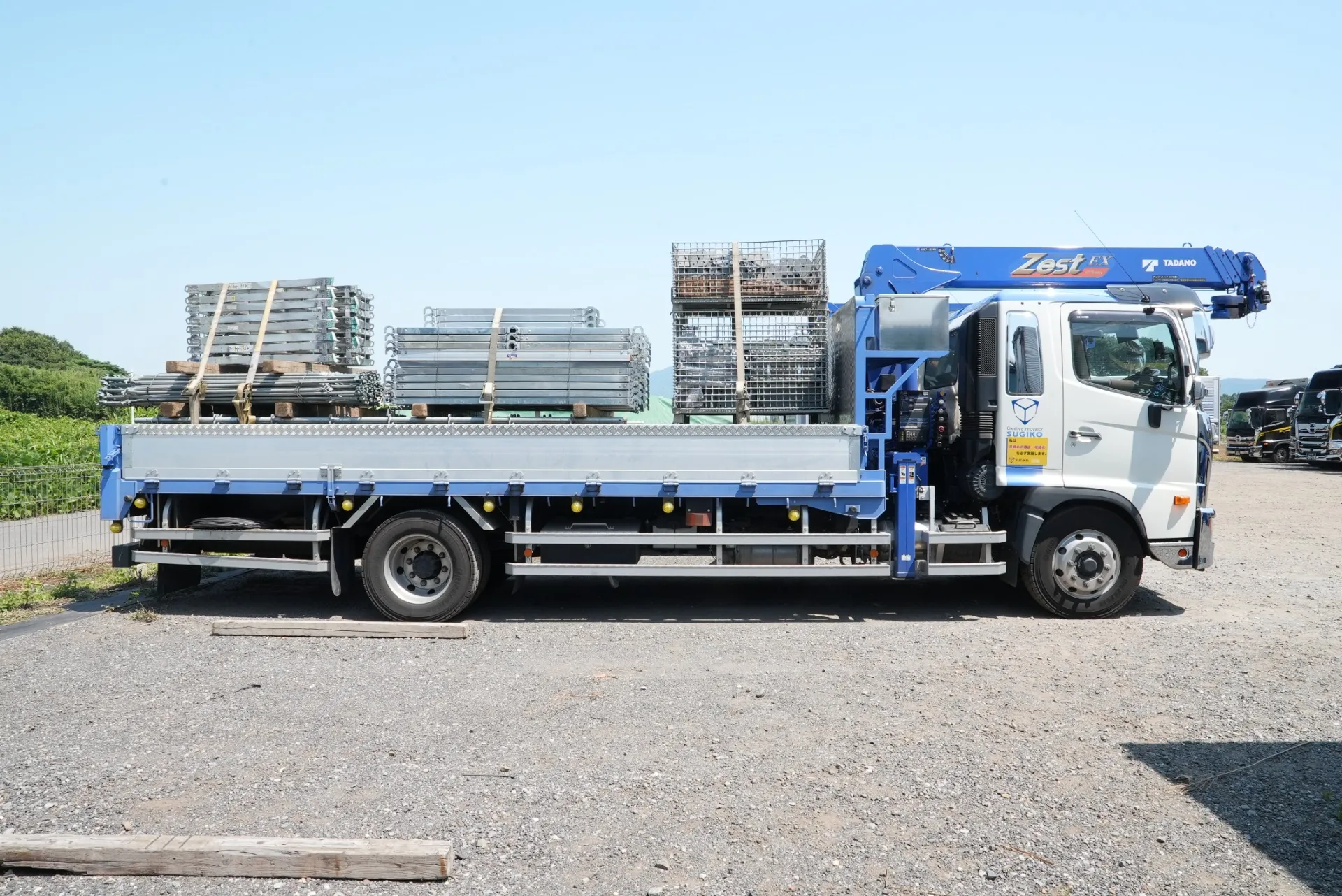 日野7tクレーン